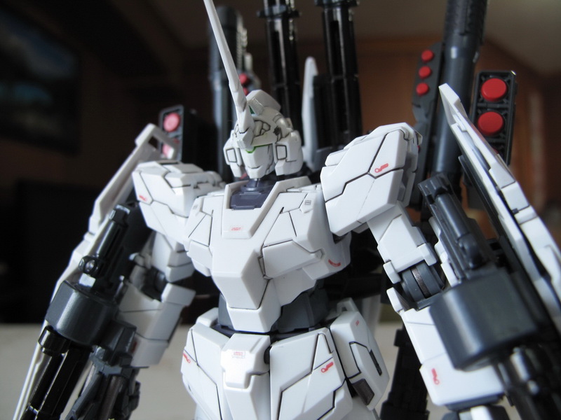 HGUC Full Armor Unicorn Gundam (U.M.)